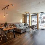 Appartementhaus Lackner * Гроссарль