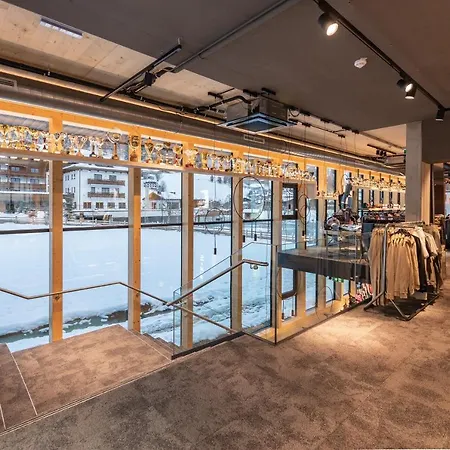 아파트 Appartementhaus Lackner