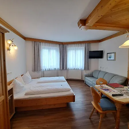 Appartementhaus Lackner 그로살